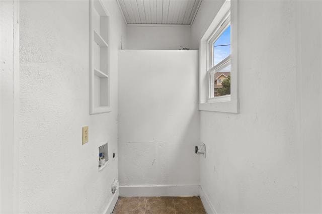 Building Photo - 301 Maple St