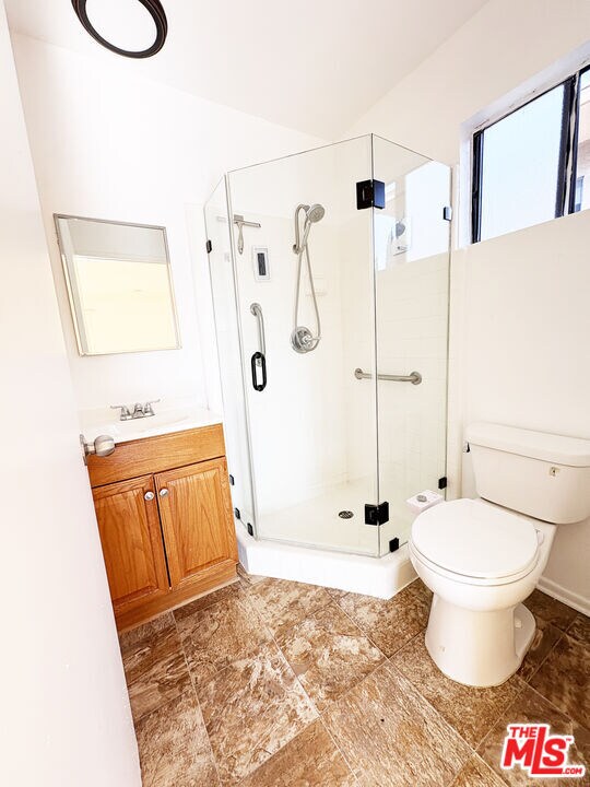 Building Photo - 5440 Carlton Way