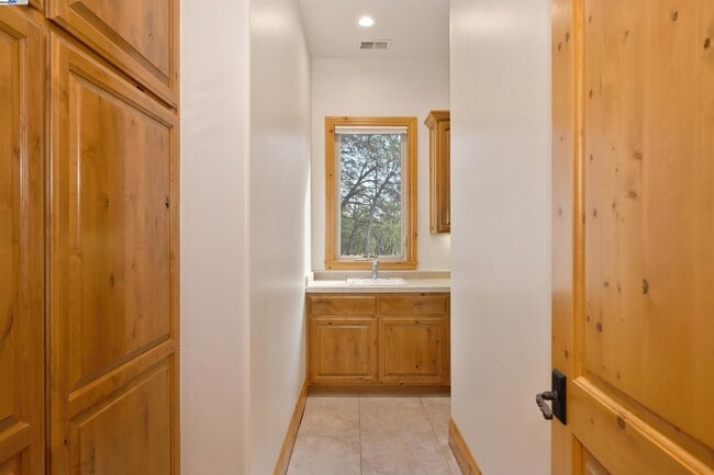 Building Photo - 12859 Austin Forest Cir