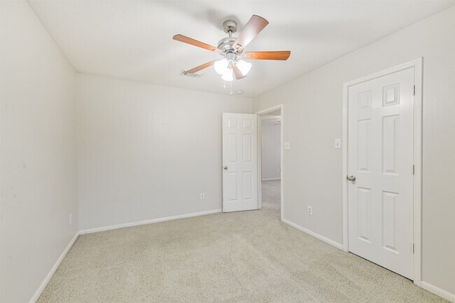 Building Photo - 21903 Whispering Daisy Ct