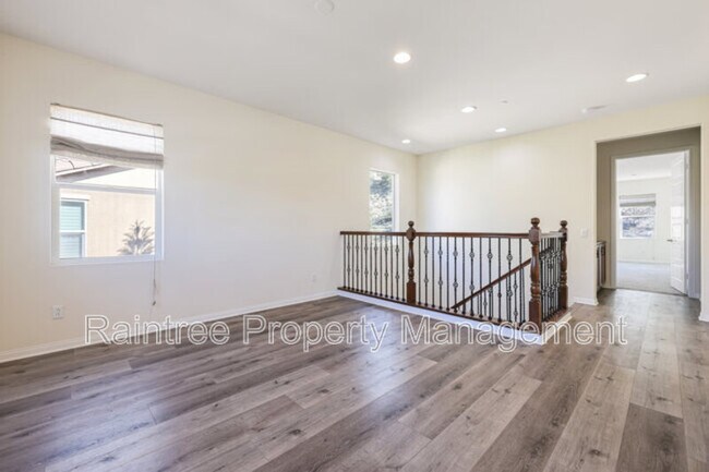 Building Photo - 1735 Avenida Regina