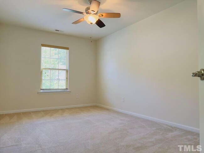 Building Photo - 4 Bedroom Single Family House for Rent - M...