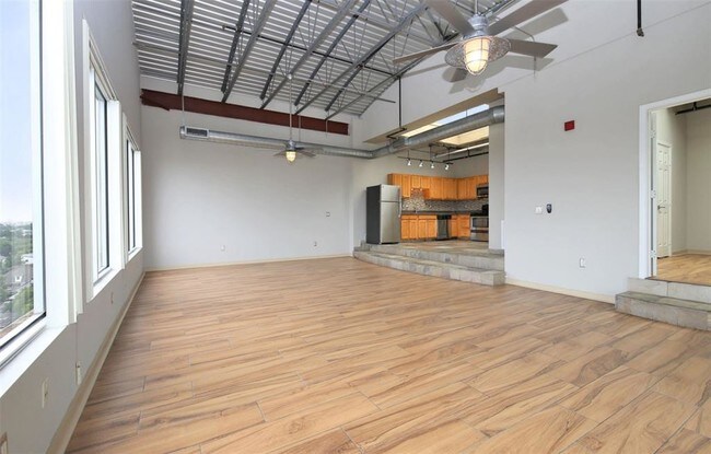 Building Photo - 230 W Alabama St