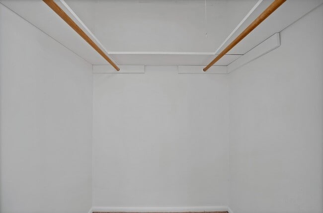 Building Photo - 6516 Perdido Dr