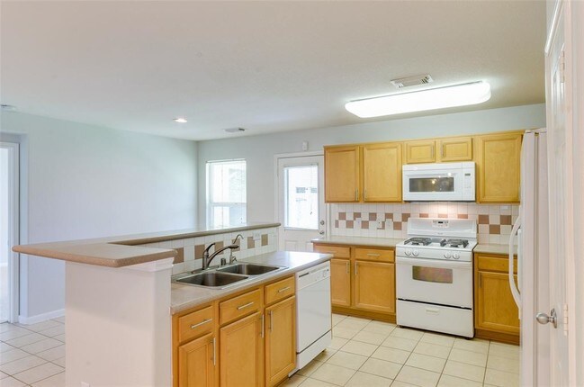 Building Photo - 3302 Legends Landing Dr