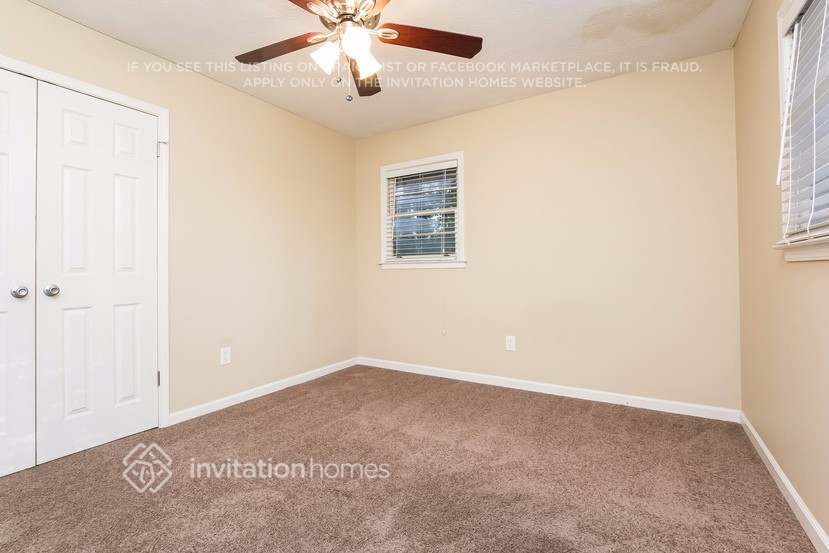 Building Photo - 1398 Yates Ave