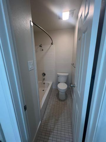 Building Photo - 3919 Cole Ave