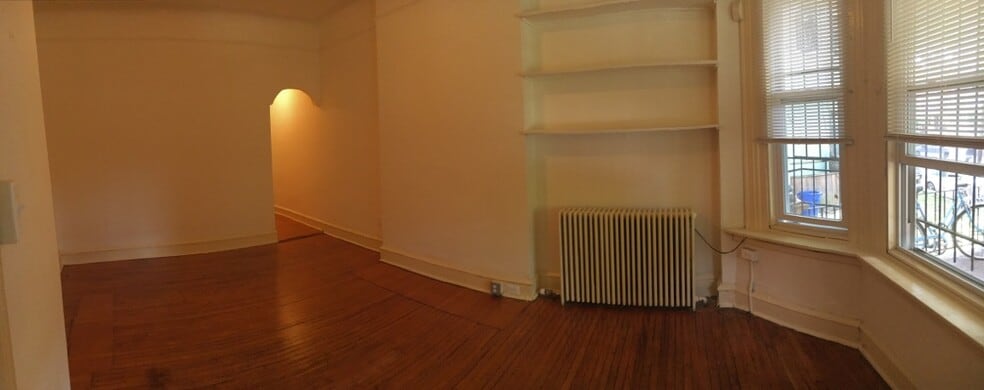 Building Photo - 4103 Locust St