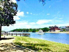 Building Photo - 85 Riverview Bnd S