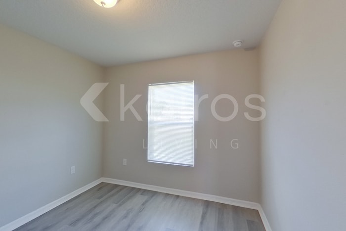 Building Photo - 287 Parkview Dr