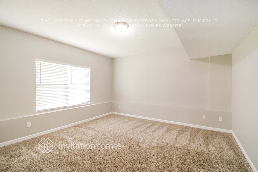 Building Photo - 6996 Calderwood Dr