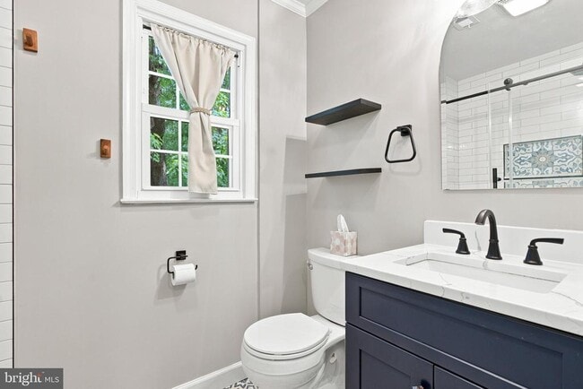 Building Photo - 11414 Bronzedale Dr