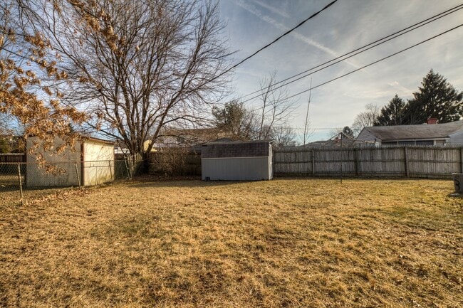 Building Photo - Ranch home near Christiana Hospital - COMI...
