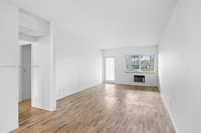 Building Photo - 600 Layne Blvd