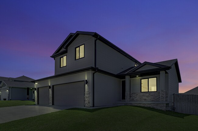 Building Photo - 7339 Yankee Woods Dr