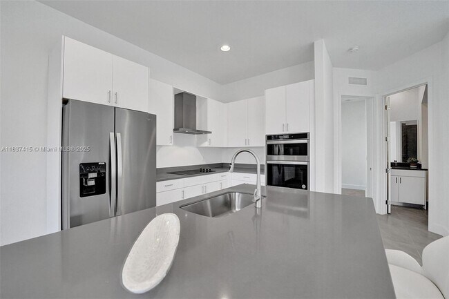 Building Photo - 13145 Addilyn Ct
