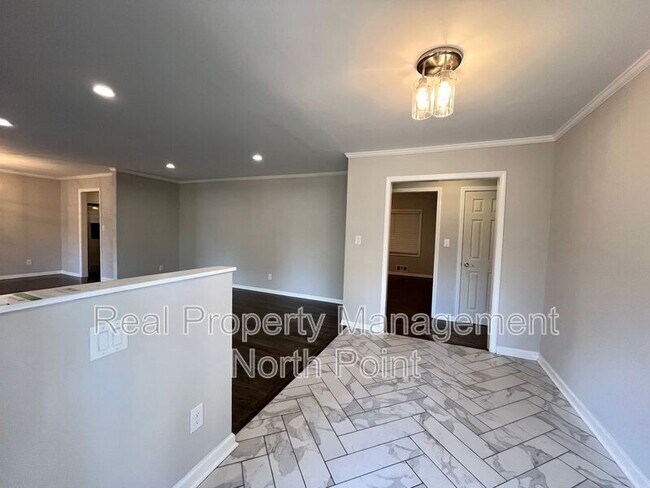 Building Photo - 3434 Palace Ct