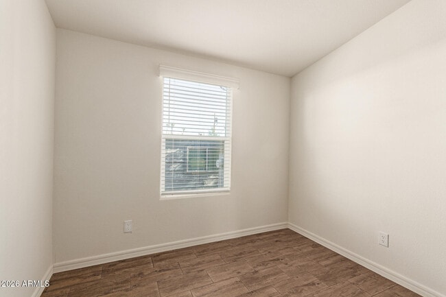 Building Photo - 10810 N 91st Ave