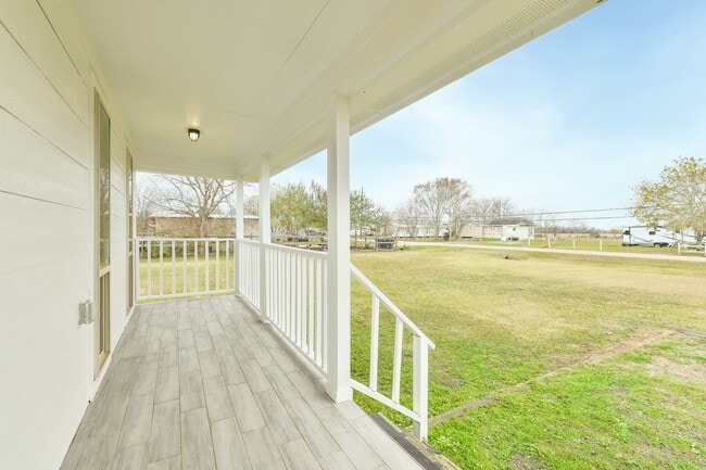 Building Photo - 1210 Airline N