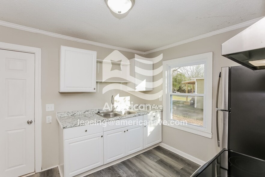 Building Photo - 1057 North Carolina Hwy 150