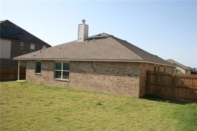 Building Photo - 6100 Cordillera Dr