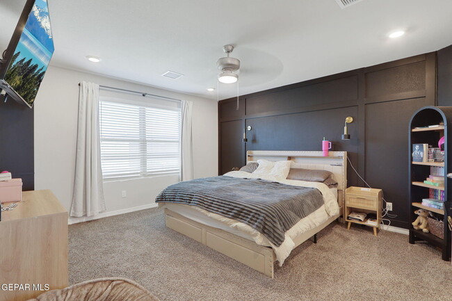 Building Photo - 6016 Hidden Clove Ct