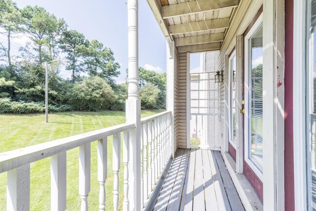 Building Photo - 6158 Meadow Rose Ln