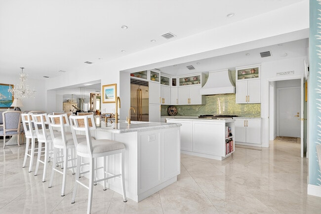 Building Photo - 107 E Inlet Dr