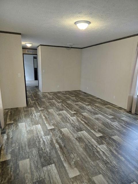 Building Photo - 4904 Bay Dr