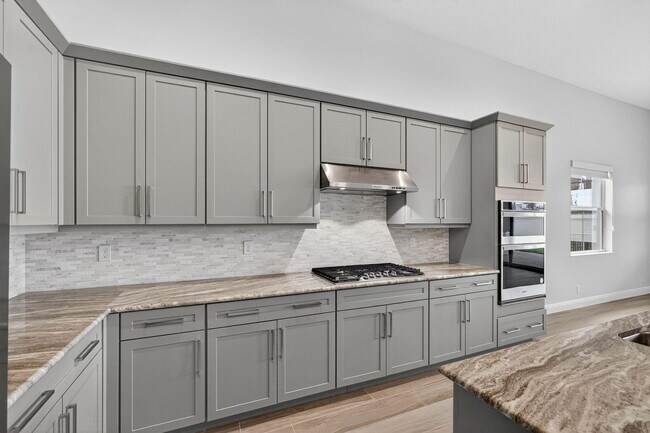 Building Photo - 9901 Regency Wy