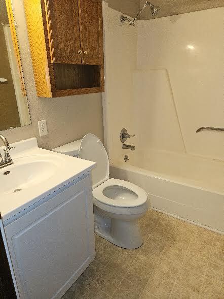 Bathroom - 2208 Piper Pl