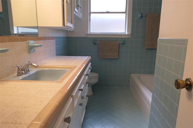 Building Photo - 6315 Rincon Way