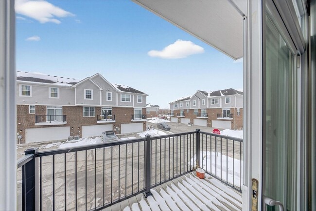 Building Photo - 49527 Lantern Wy