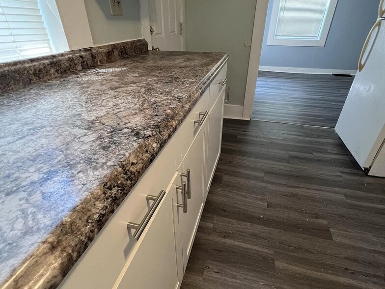 Building Photo - 306 Carrollton Ave