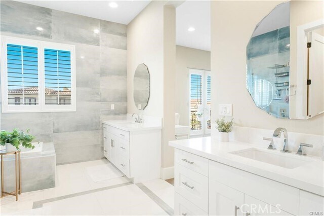 Building Photo - 10178 Lightbreeze Cir
