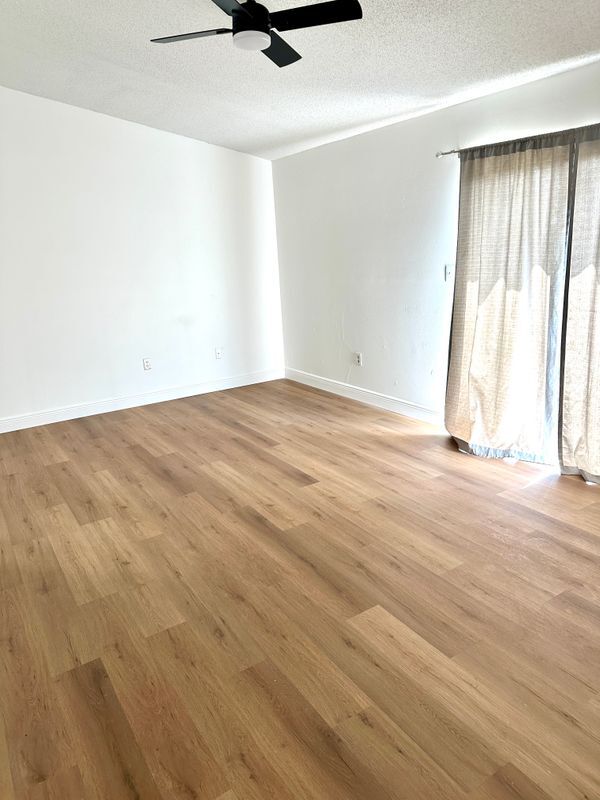 Building Photo - 1184 Sapphire St SE