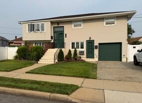 Building Photo - 124 Nassau Ln