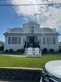 Building Photo - 239 Shoreland Cir