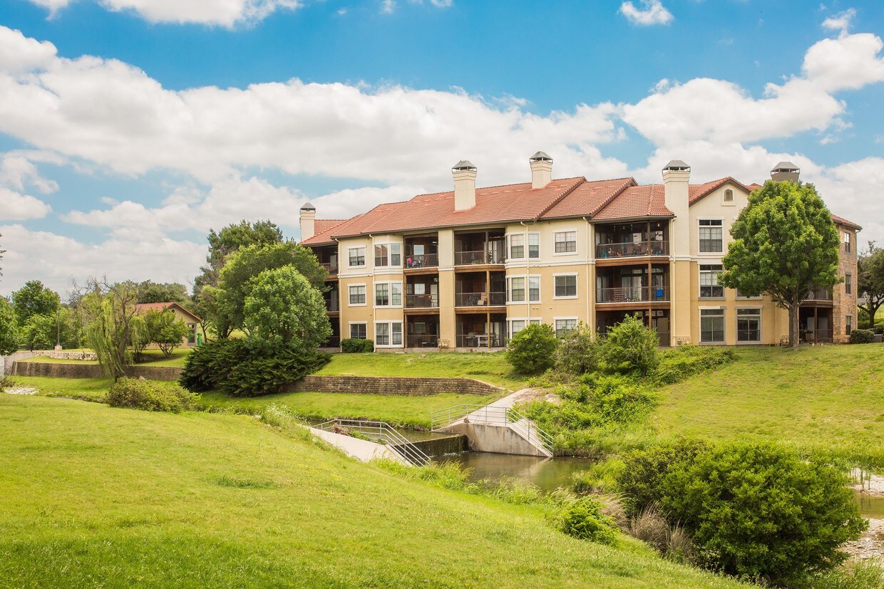 waters edge plano tx apartment finder