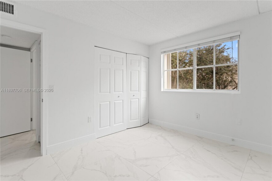 Building Photo - 6065 NW 186th St