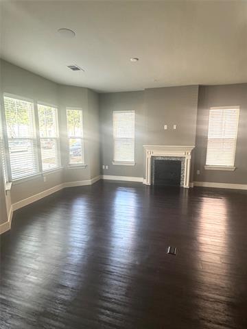 Building Photo - 4265 Bourbon St