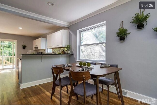 Building Photo - Updated 3 Bedroom Ranch with Stunning Details in Trinity Park - Fenced-in Yard, Pet Friendly!