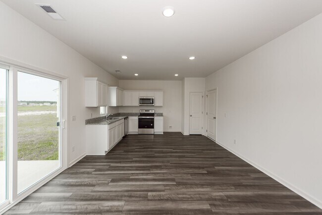 Building Photo - 543 Polaris Wy