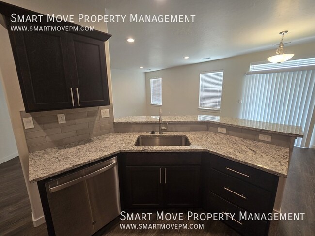 Building Photo - 7529 W Snowberry Dr