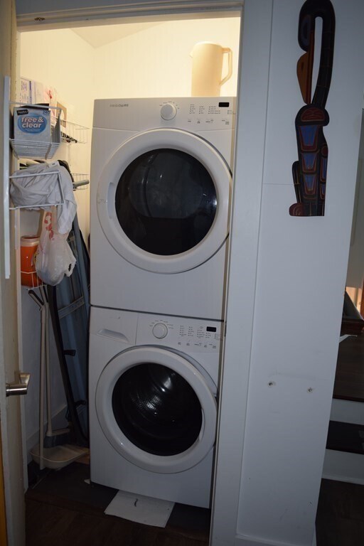 Building Photo - 25 Sturges Rd