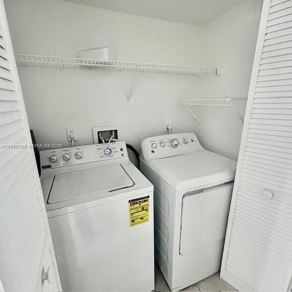 Building Photo - 1825 Palm Cove Blvd