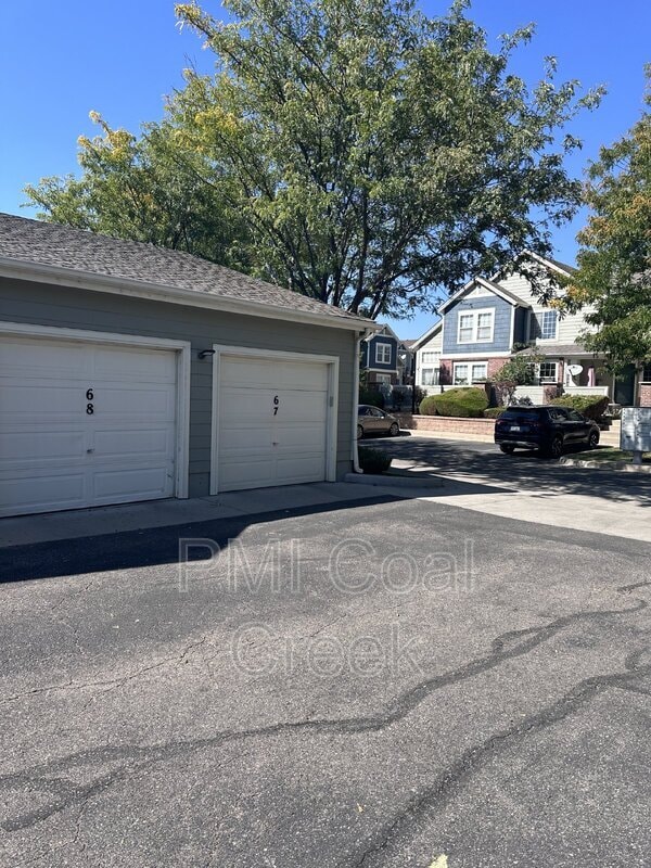 Building Photo - 13900 Lake Song Ln