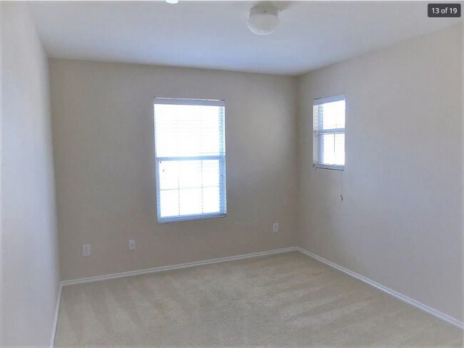 Building Photo - 5405 Crimson Oaks Dr