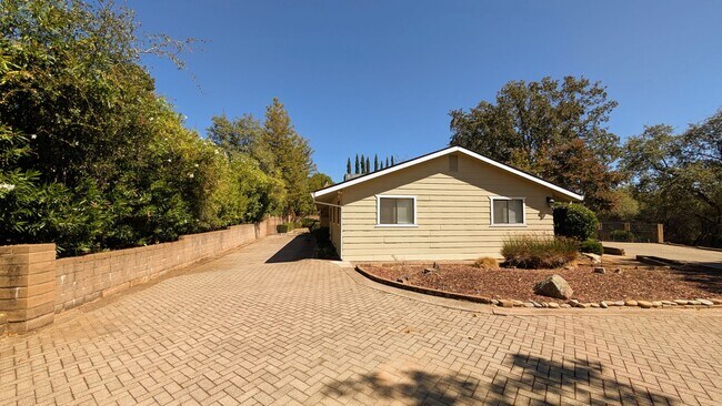 Building Photo - 3581 Cercis Way
