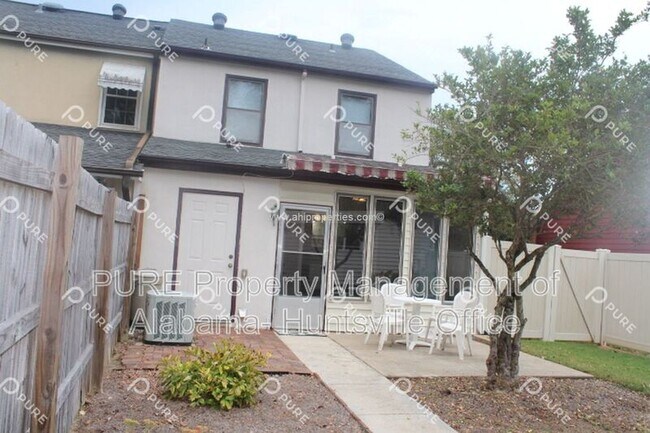 Building Photo - 2817 Wynterhall Rd SE